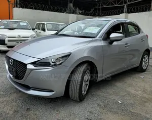 Mazda 2 2019 Silver