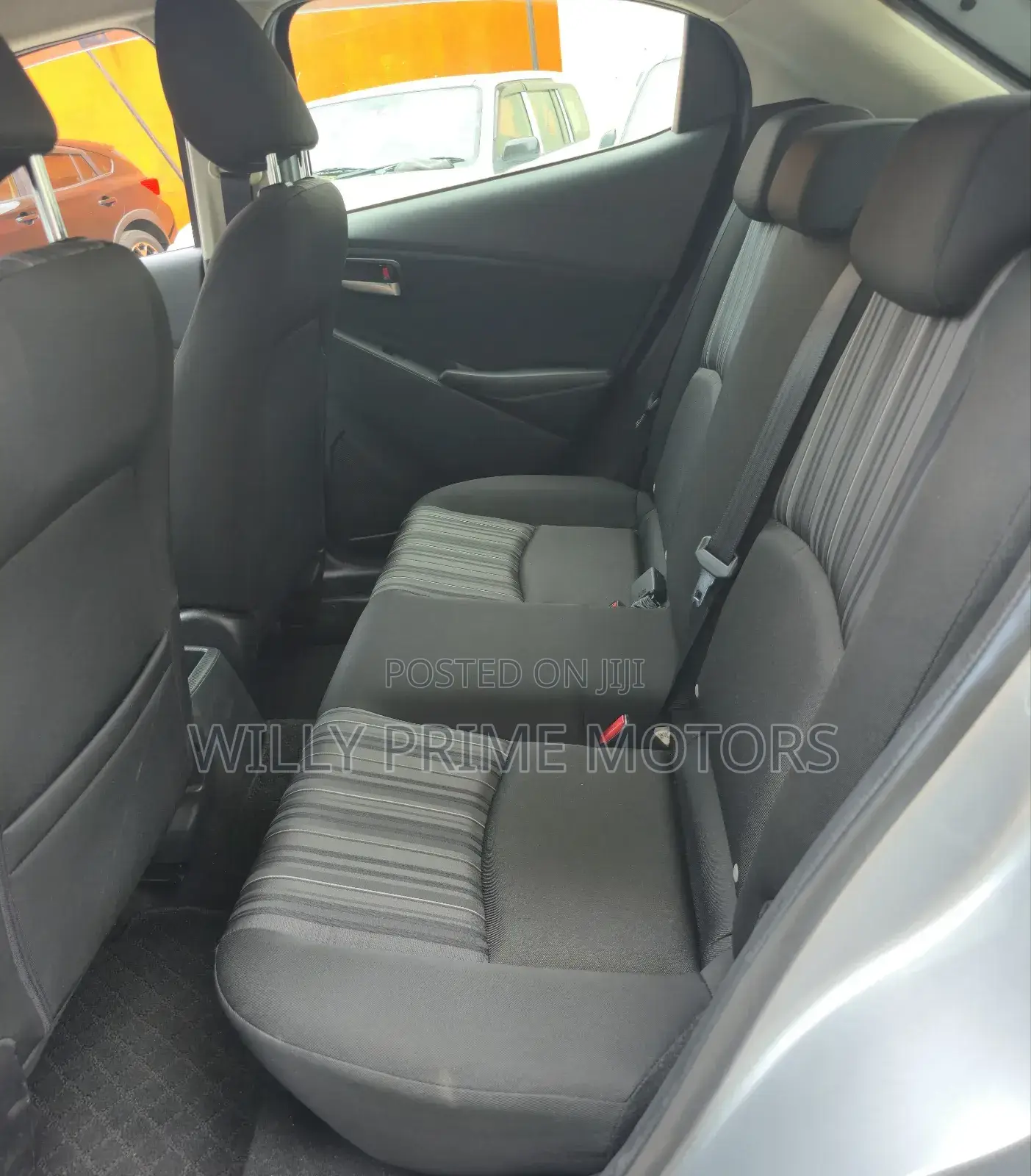 Mazda 2 2019 Silver