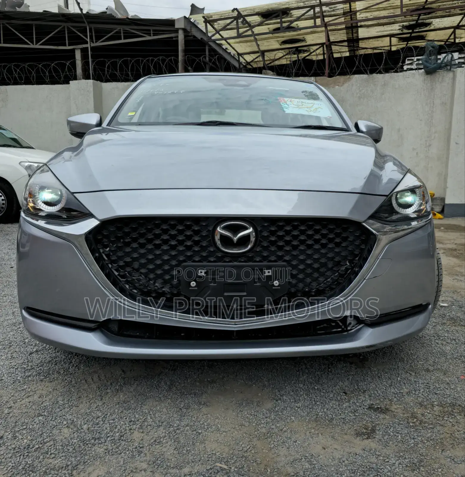 Mazda 2 2019 Silver