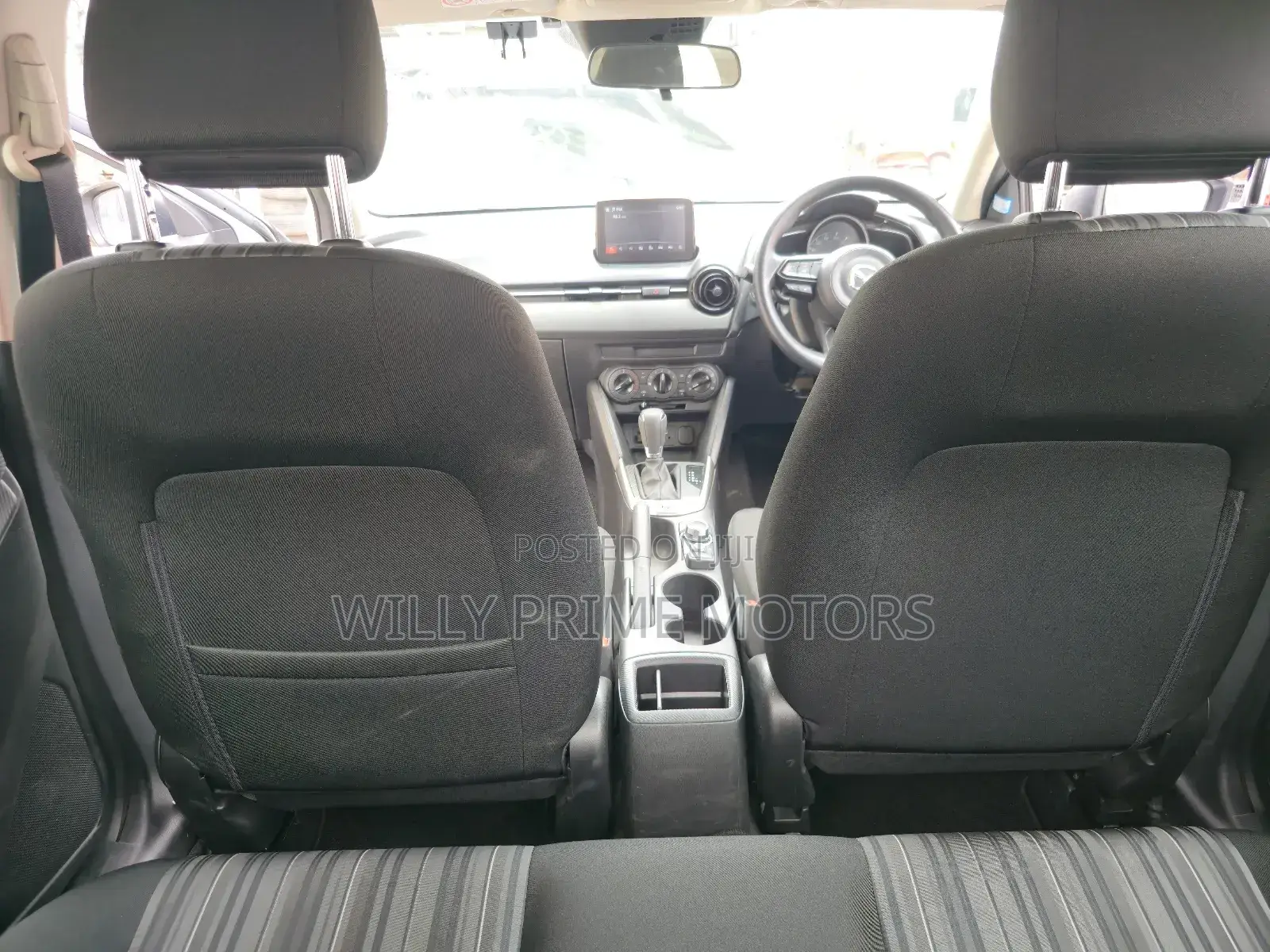 Mazda 2 2019 Silver