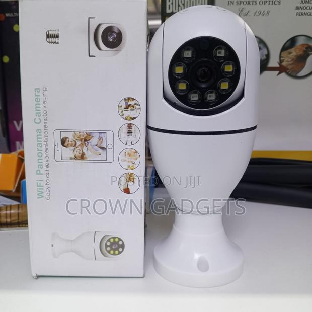 Smart E27 Wifi Light Socket CCTV Camera With Audio - main view