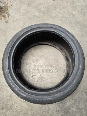 275 /35 R19 Yokohama Tyres (Japan)