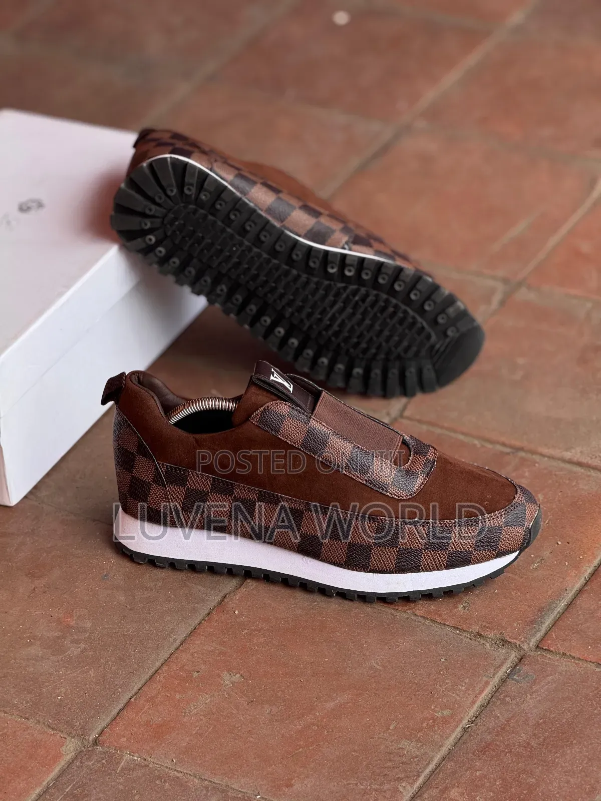 High Quality (Louis Vuitton) Casuals