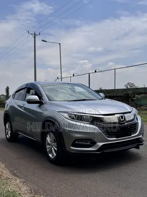 Honda Vezel 2018 Silver