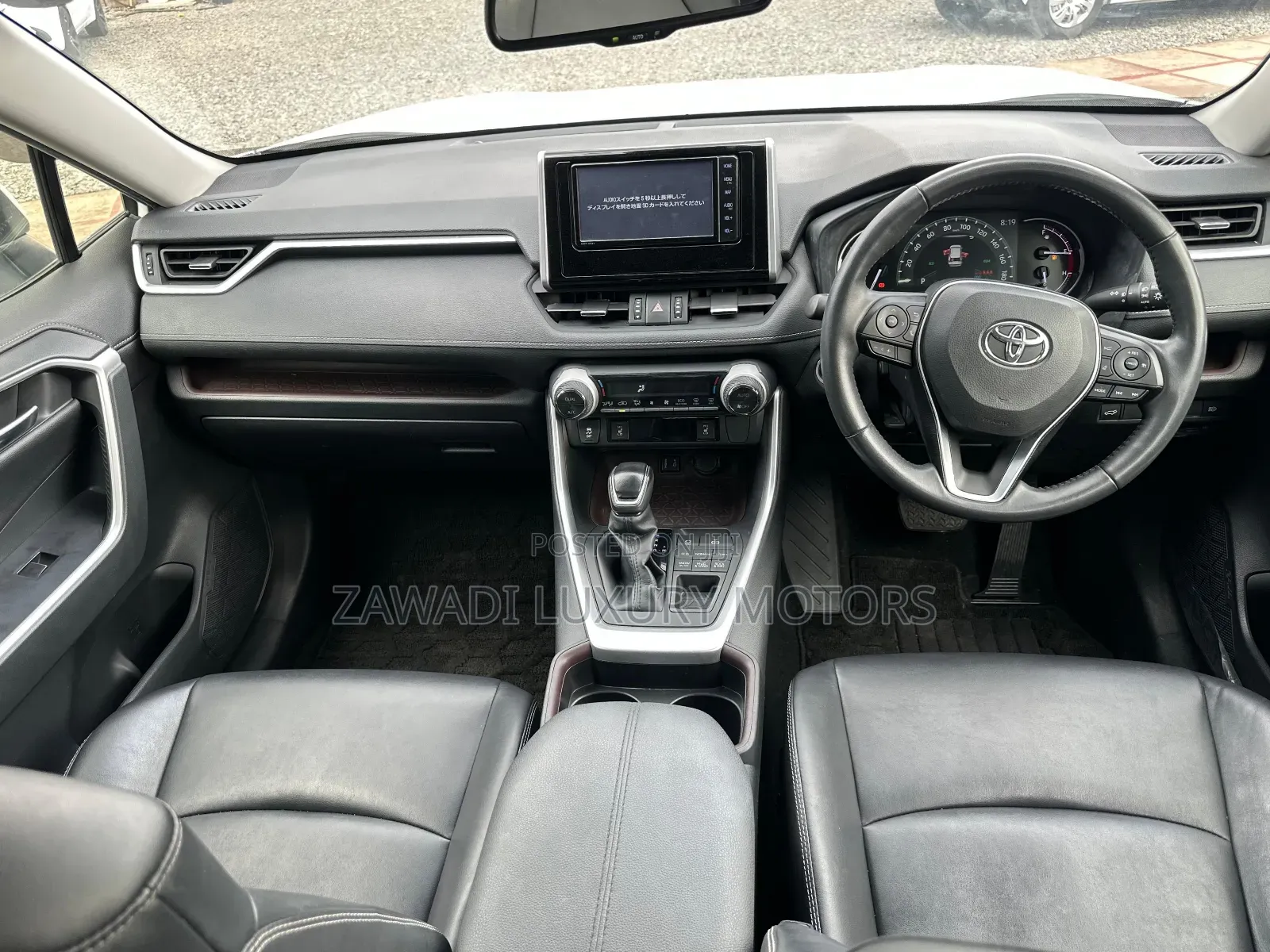 Toyota RAV4 XLE Premium AWD 2019 White