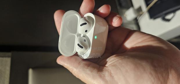 Airpods 4 With Anc Used for 2 Months Like New for Sale
