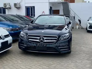 Mercedes-Benz E250 2018 Blue