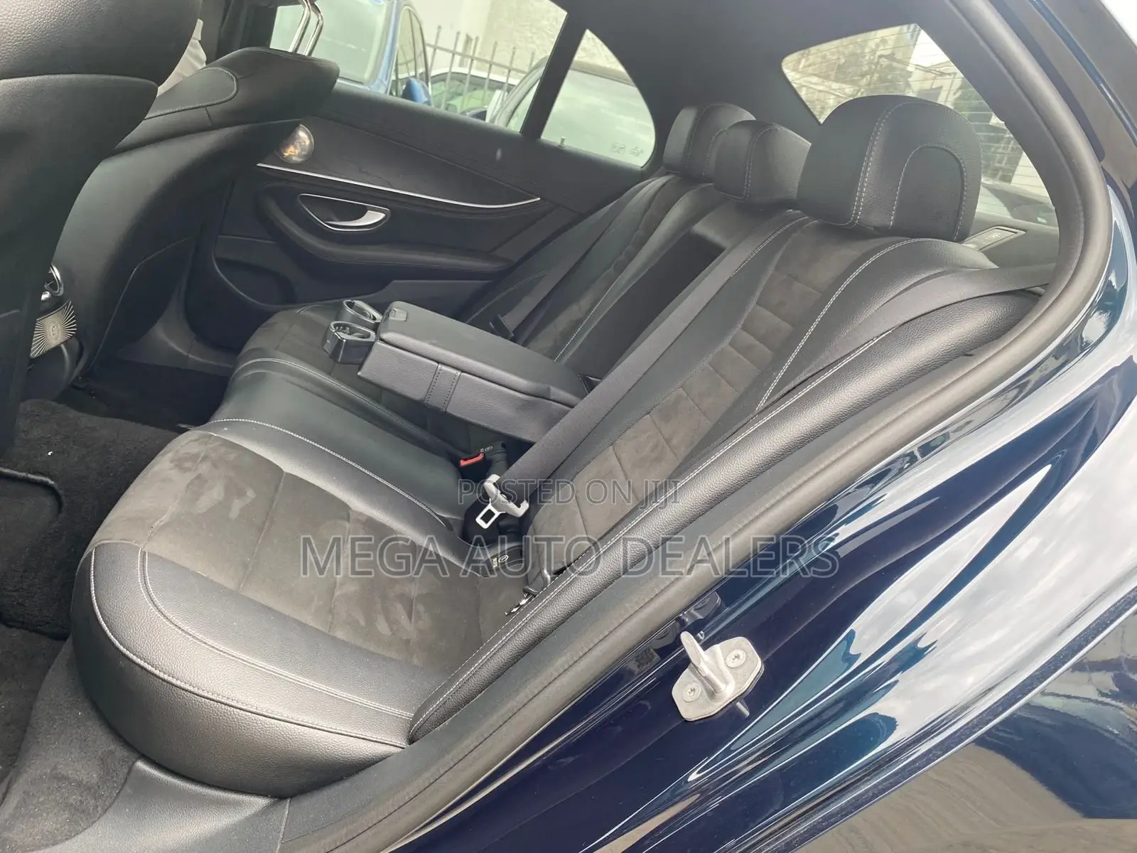 Mercedes-Benz E250 2018 Blue