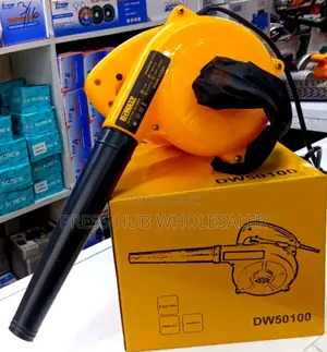 Dewalt Dw50100 800w Electric Blower Vacuum