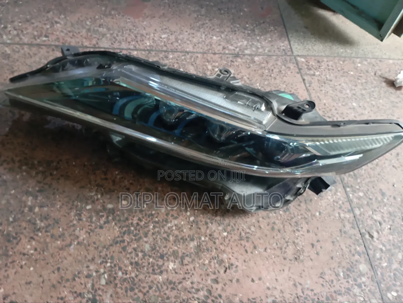 Harrier 2017 Headlight 48-193