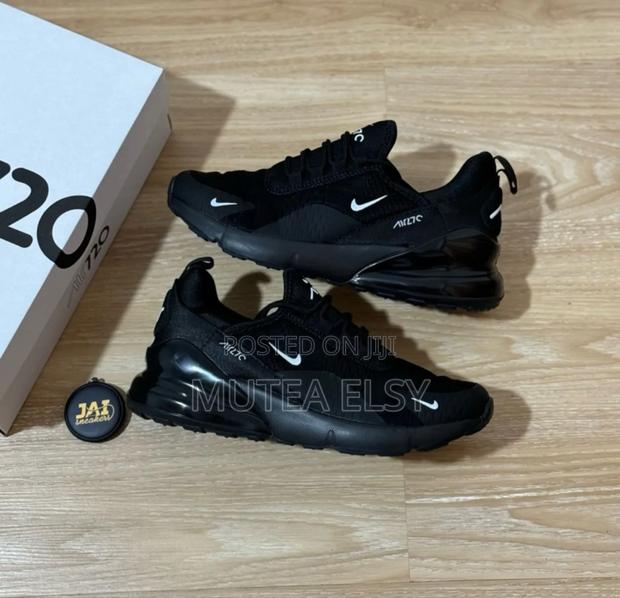 Airmax 270 Black Tick White Sneakers - thumbnail 3