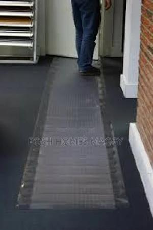 Traffic Runner Carpet Protector - thumbnail 2