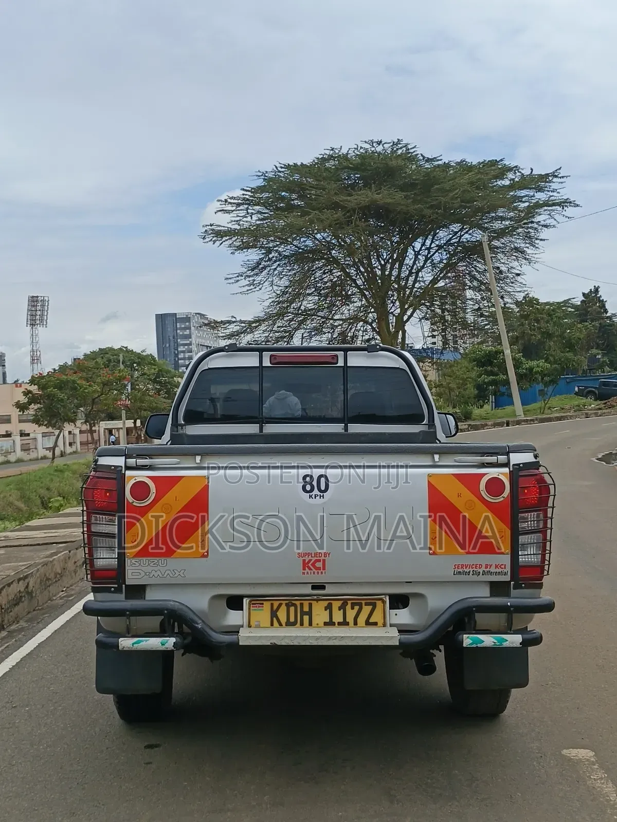 Isuzu D-MAX 2021 Silver