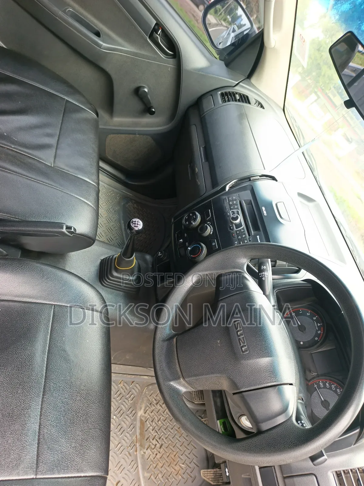 Isuzu D-MAX 2021 Silver