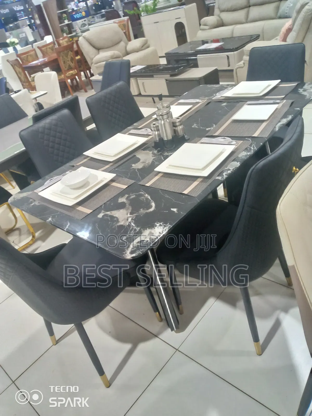 Black Dinning Set