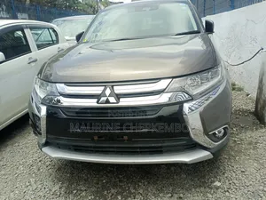 Mitsubishi Outlander 2018 Gold