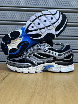 Saucony Progrid Omni 9