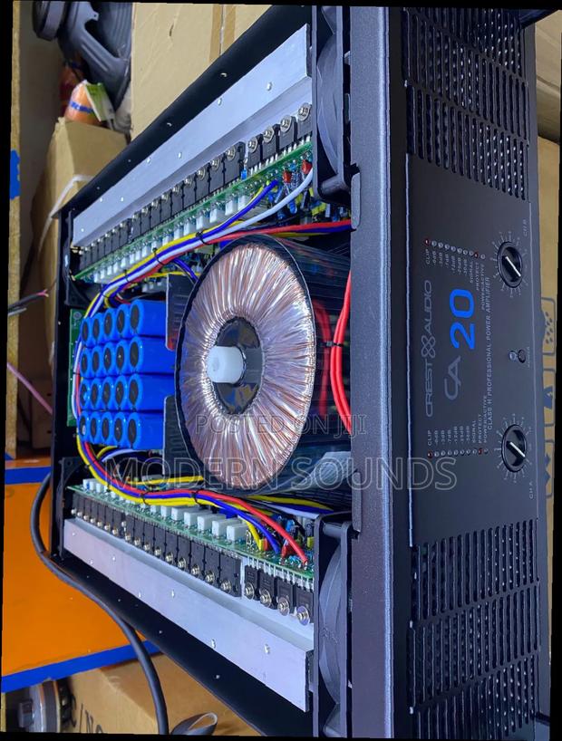 Crest Audio Ca20 Amplifier - main view