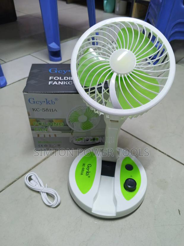 Quality Folding Fan - thumbnail 2