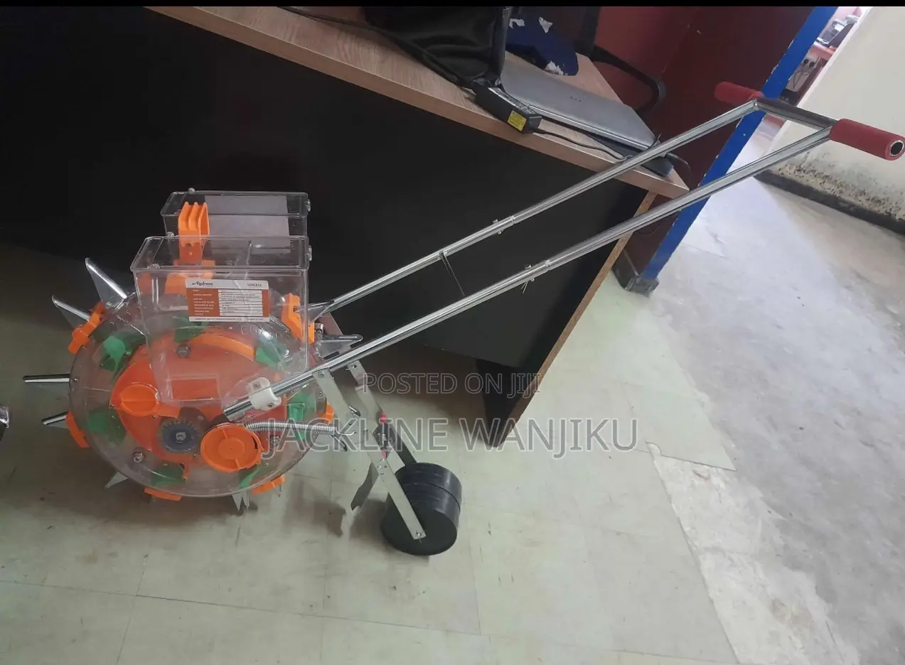 Affordable Seed Planter Machines/Seedplanter Both Seeds and Fertiliser