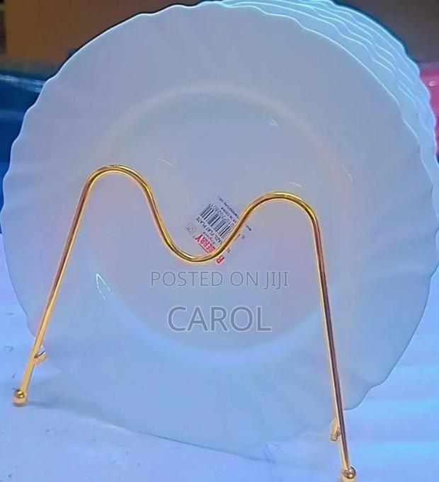 *10 Inch Redberry Plates Set of 6 Available