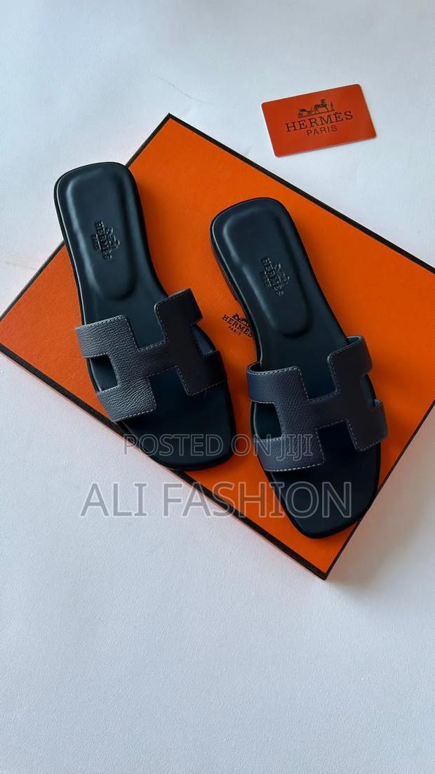 Flat Hermes Sandals - thumbnail 2