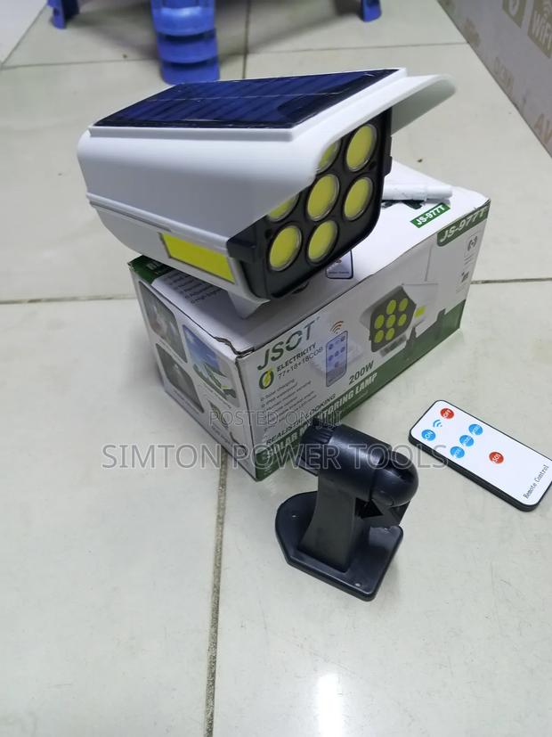 Solar-Powered 200w Dummy Camera - main view