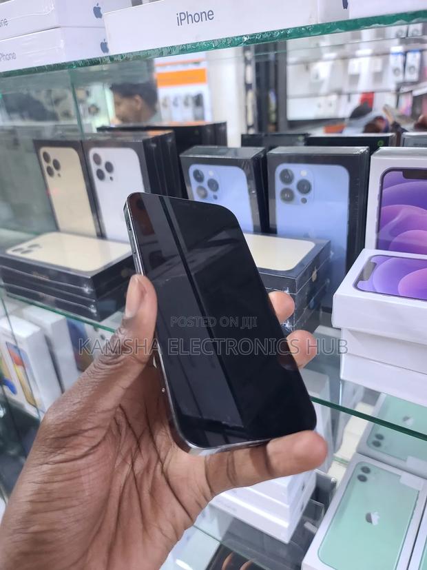 Apple iPhone 12 Pro 256 GB Gray - thumbnail 3