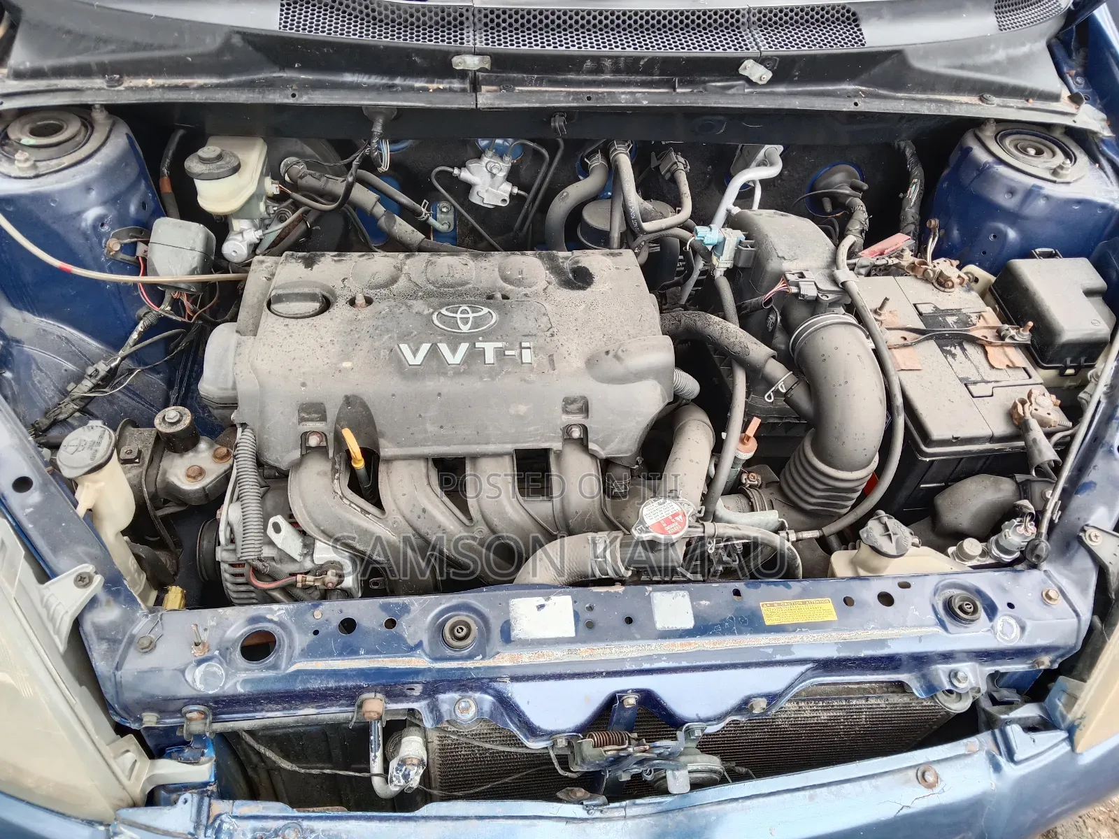 Toyota Vitz 2002 Blue
