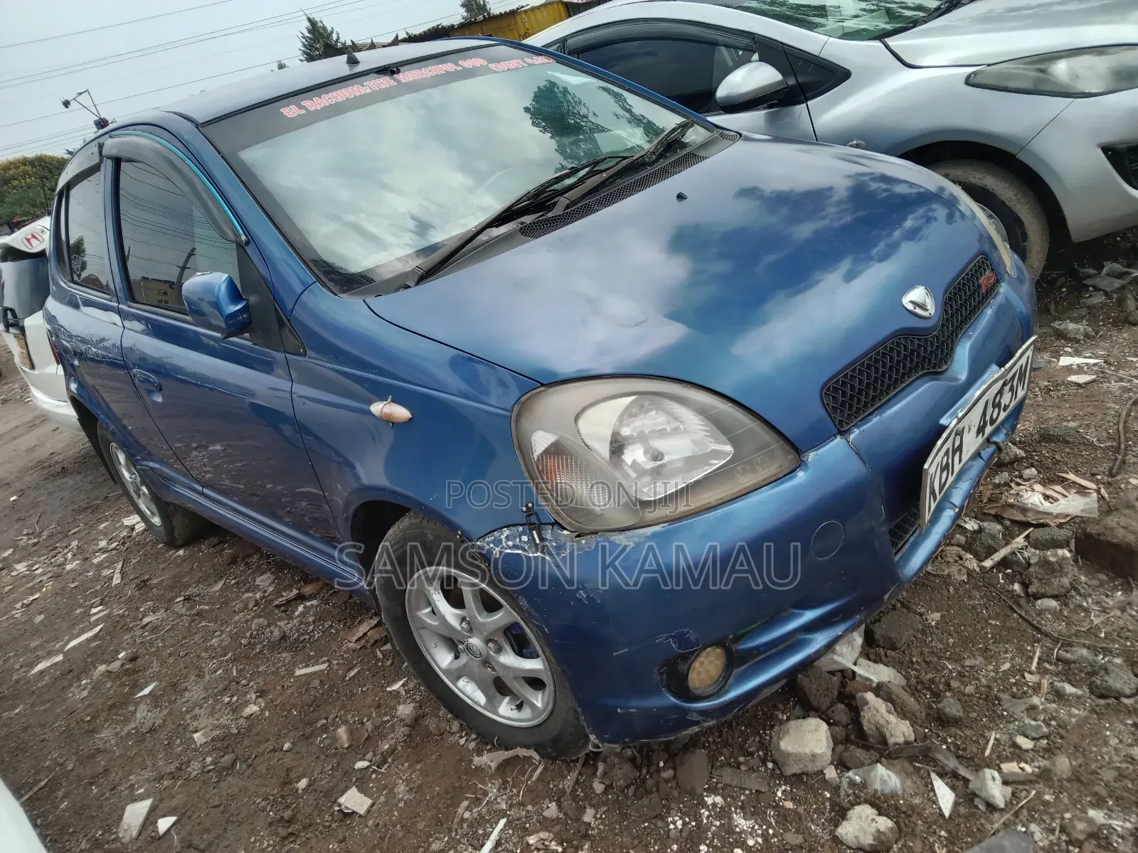 Toyota Vitz 2002 Blue