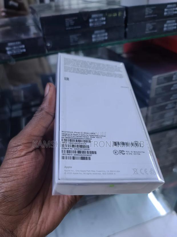 New Apple iPhone 12 128 GB White - thumbnail 2