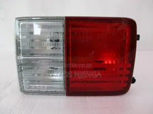 Suzuki Every Tailights