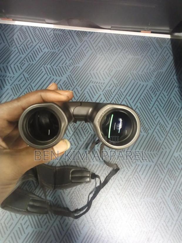 12× Magnification 32mm Lenses Outdoors Binoculars Over 1000m View - thumbnail 3