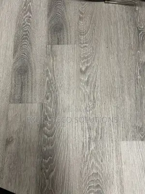 Commercial LVT Flooring – Reliable Daily Use