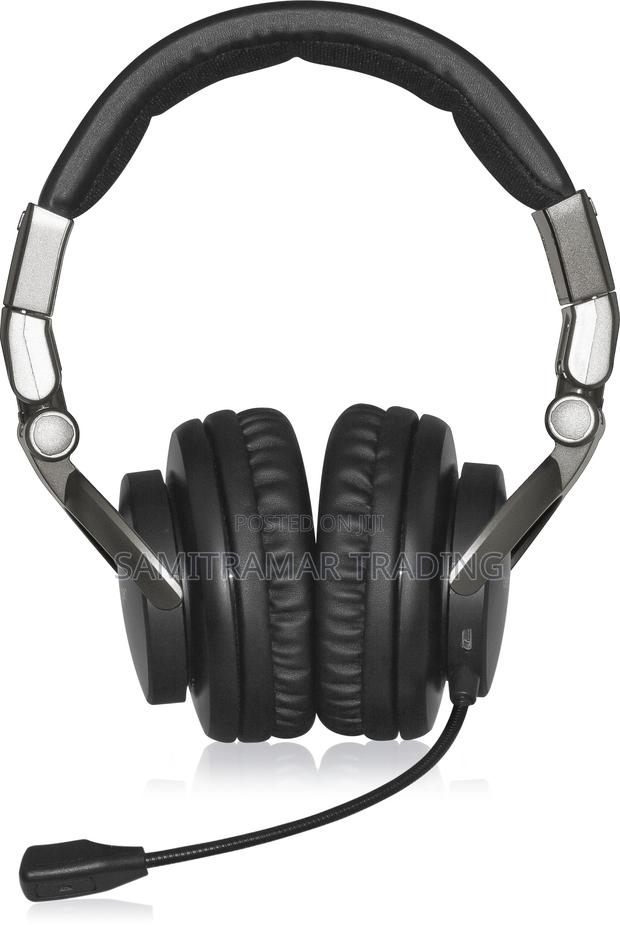 Bb560m Behringer Professional Headphones With Built-in Microphone - main view