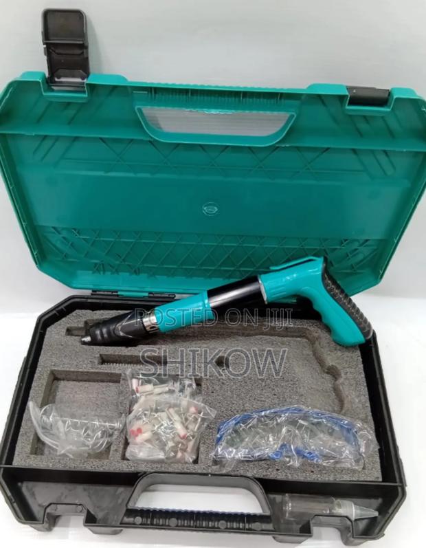 Heavy-Duty Construction Nail Shooter