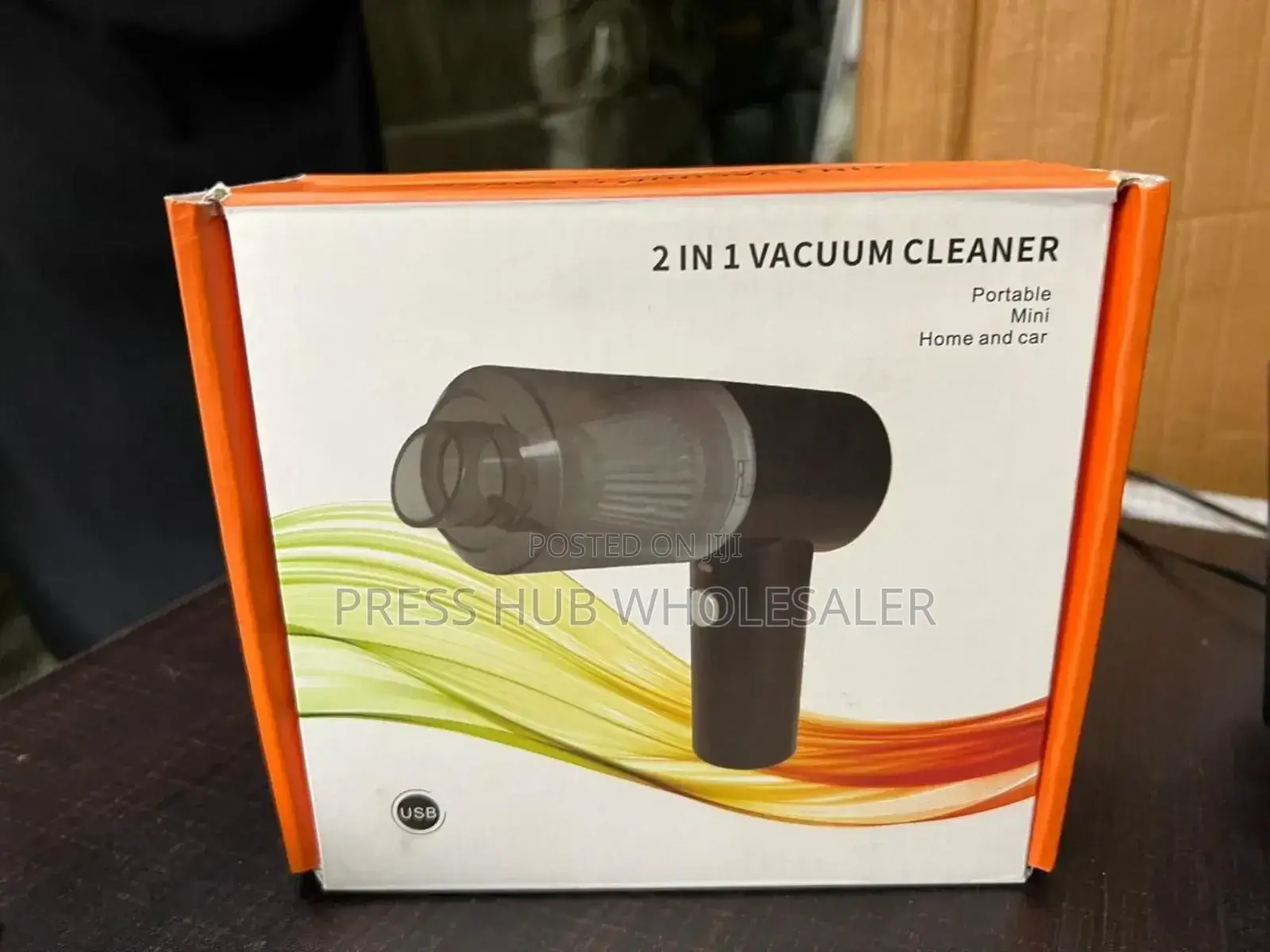 2-in-1 Vacuum Cleaner"