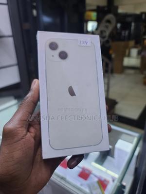 New Apple iPhone 13 128 GB White - main view