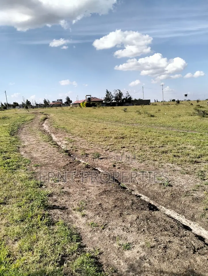 Scenic 1/8 Acre in Kitengela Railways Sacco Fenced Ready to Build!