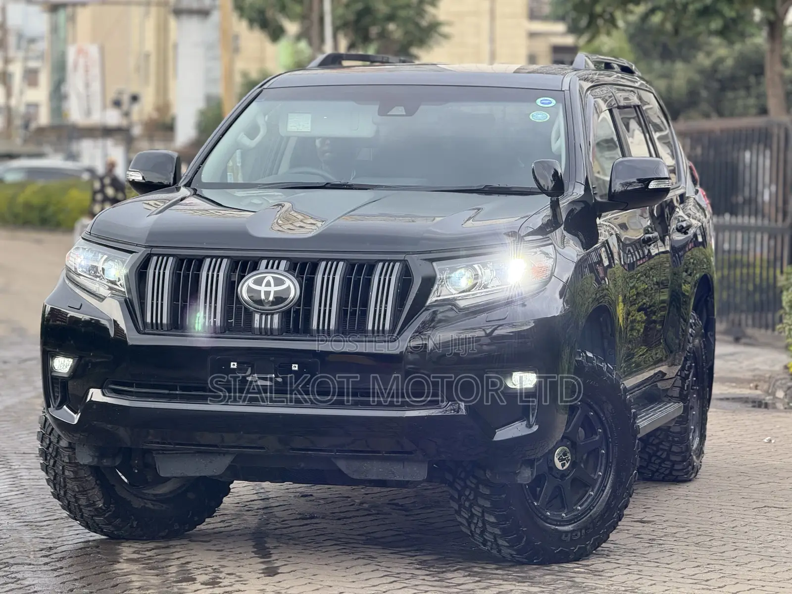 Toyota Land Cruiser Prado 2.7 2019 Black