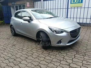 Mazda Demio 2019 Silver