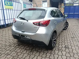 Mazda Demio 2019 Silver