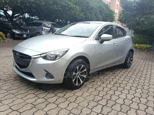 Mazda Demio 2019 Silver