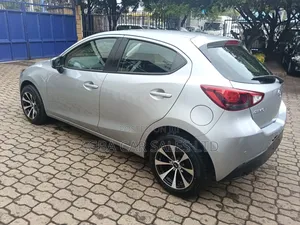 Mazda Demio 2019 Silver