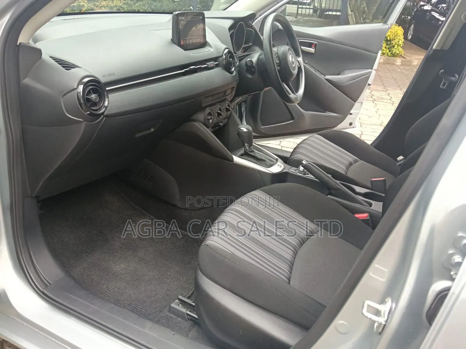 Mazda Demio 2019 Silver