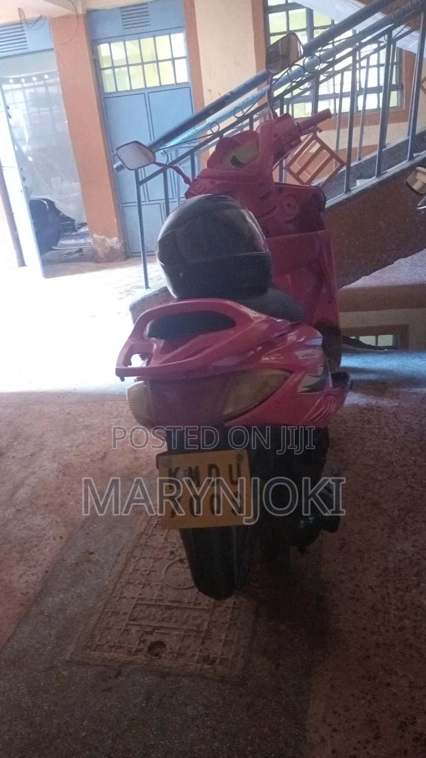 TVS HLX 125 2018 Pink - main view