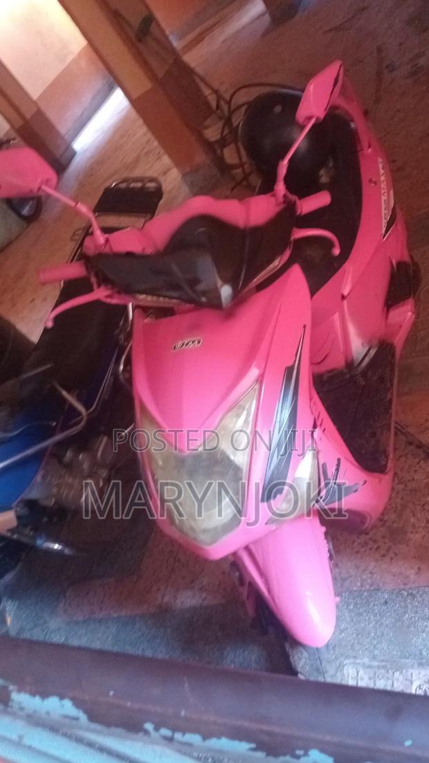 TVS HLX 125 2018 Pink - thumbnail 3