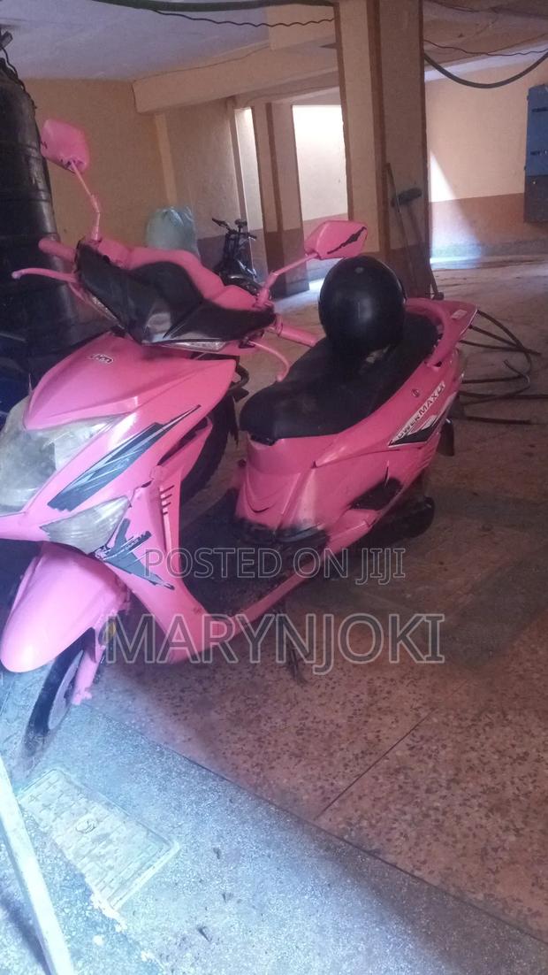 TVS HLX 125 2018 Pink - thumbnail 4