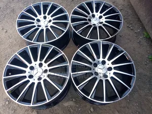 Mercedes Benz Size 19inch Staggered Rims