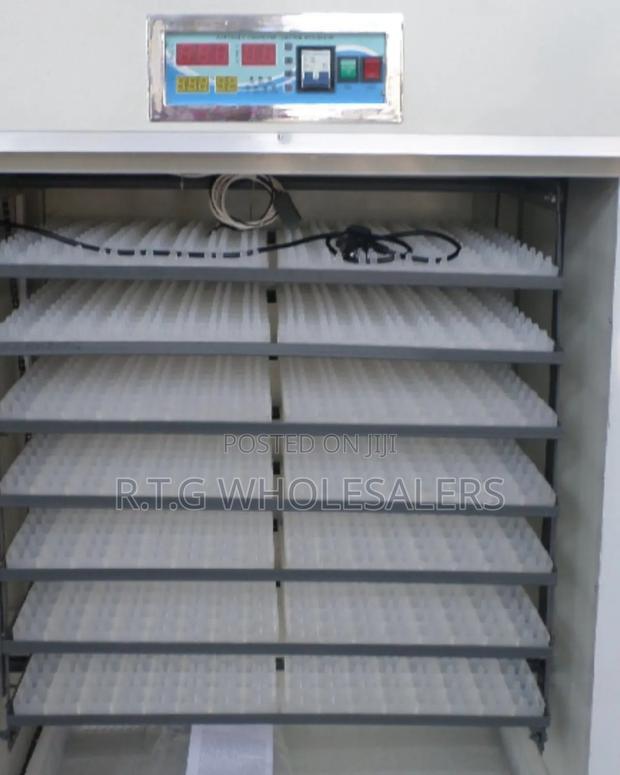 Large 192-Egg Automatic Incubator With Smart Controls - main view